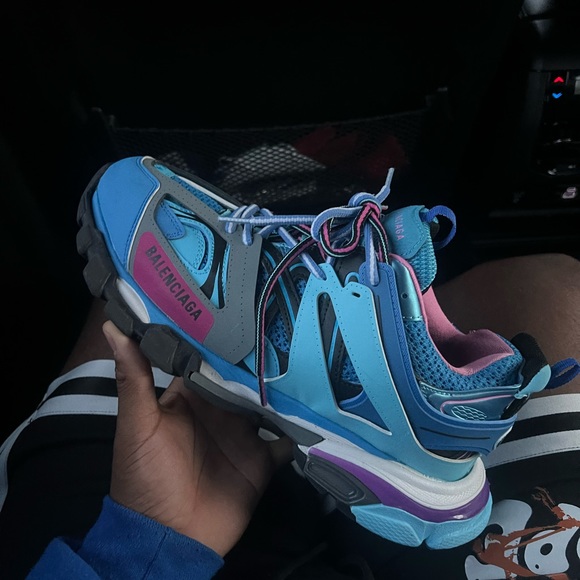 Dm if serious of buying - Picture 2 of 3